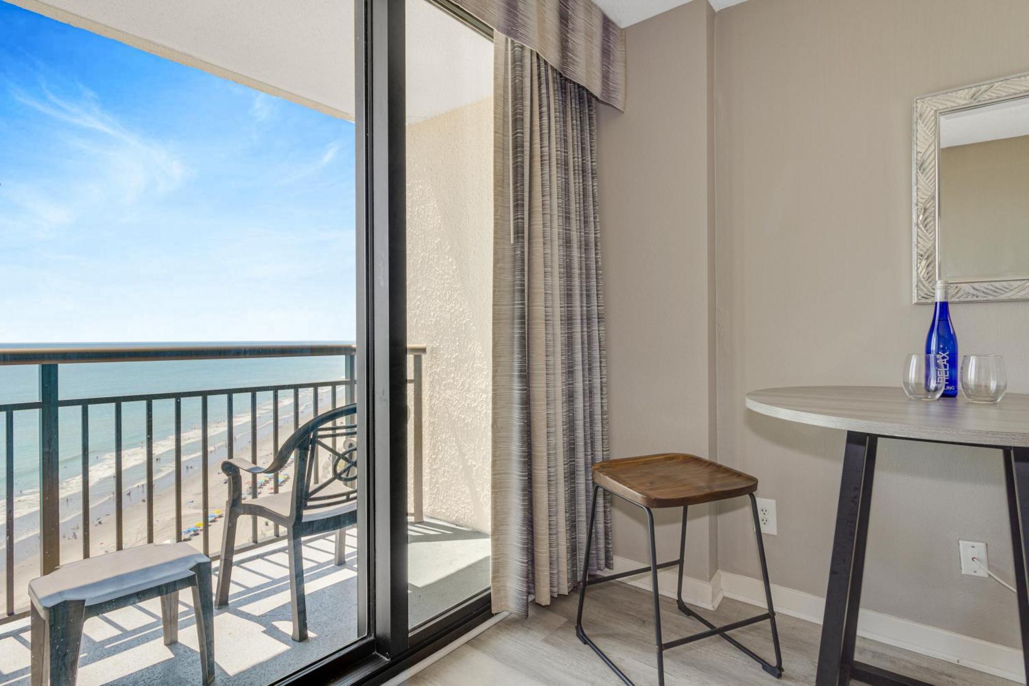 Oceanview Studio Escape With Beach Steps Away! 1828 Миртл-Бич Экстерьер фото